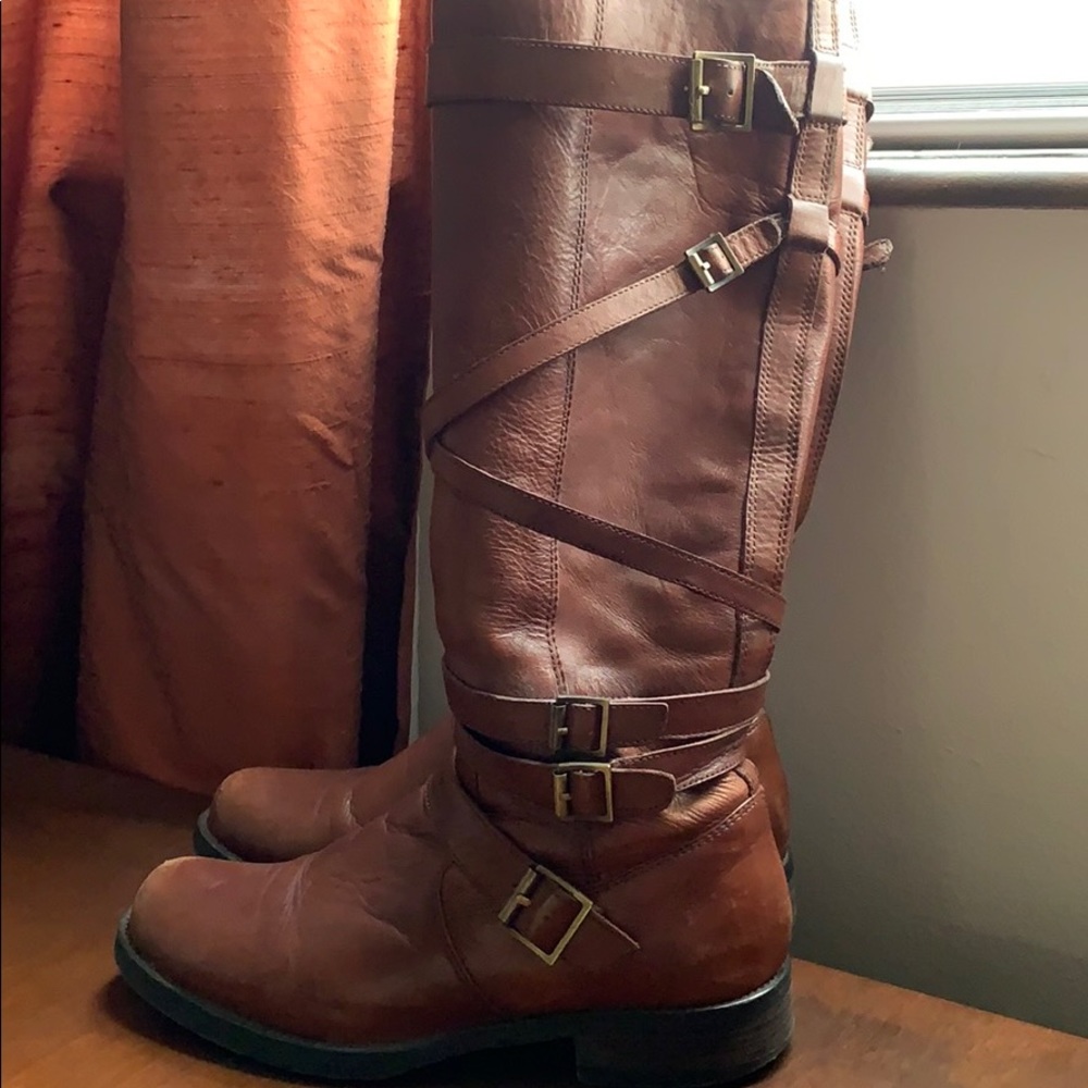 Cognac riding boots